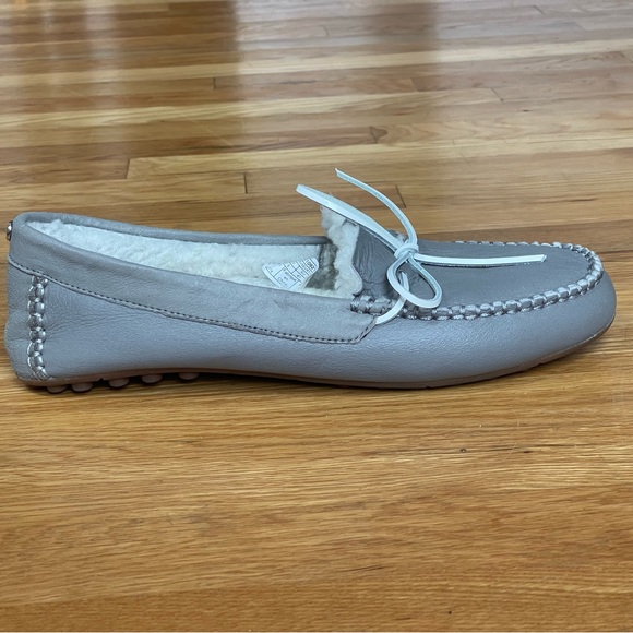 UGG Slippers Gray Size 10 - Picture 4 of 12